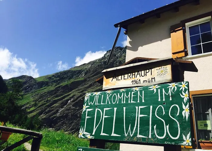 Edelweiss Mountain Guest House - 1 Hour Hike Up From Zermatt Station - On Hiking Trail - No Transport